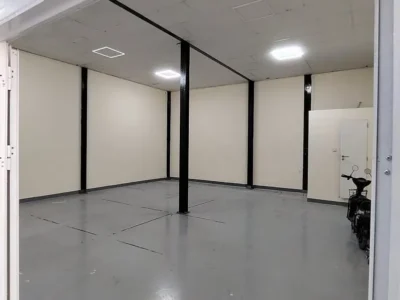 AFFORDABLE STORAGE SPACE ON GROUND 650SQFT AVAILABLE FOR RENT IN AL QUOZ