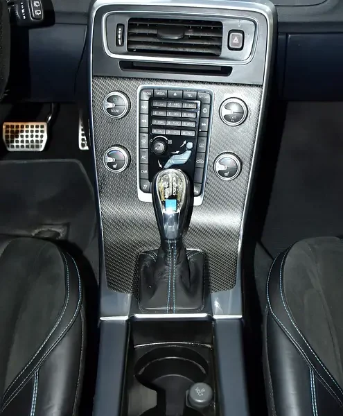 2016 Volvo V-Class T6 3.0 Litres 6 Cylinders Petrol Engine Blue Black Hatchback GCC