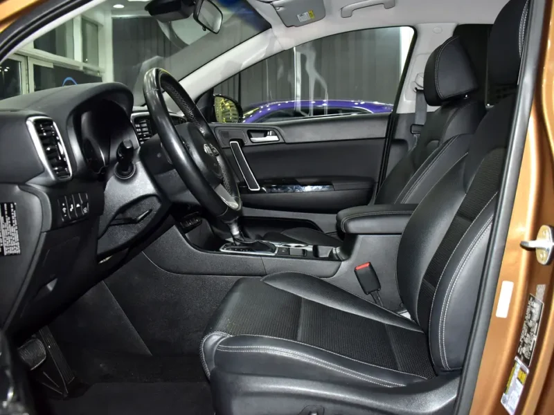 2020 Kia Sportage EX 2.4-liter 4-Cylinder Petrol Engine Brown Black SUV Automatic