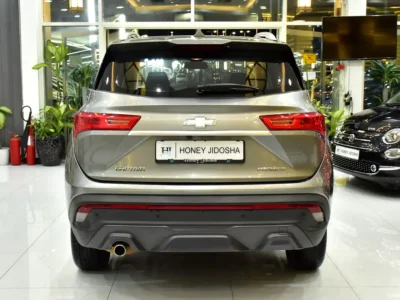 2023 Chevrolet Captiva Premier 1.5L turbocharged 4-cylinder Engine Grey Black Crossover