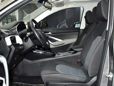 2023 Chevrolet Captiva Premier 1.5L turbocharged 4-cylinder Engine Grey Black Crossover