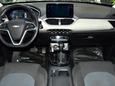 2023 Chevrolet Captiva Premier 1.5L turbocharged 4-cylinder Engine Grey Black Crossover