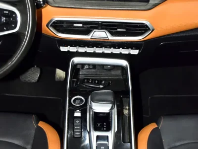 2025 Kaiyi X3 Pro Flagship 1.5-litre Turbocharged 4-cylinder Engine Red Black Crossover GCC
