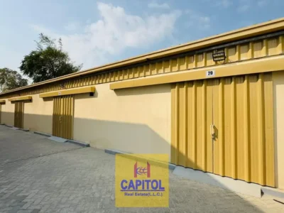 900 SQ FT Spacious Independent Ground Floor Storage Unit for Rent with Attached Washroom