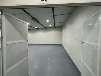 760 SQ FT MEZZANINE FLOOR STORAGE WAREHOUSE AVAILABLE FOR RENT VERY AFFORDABLE PRICE