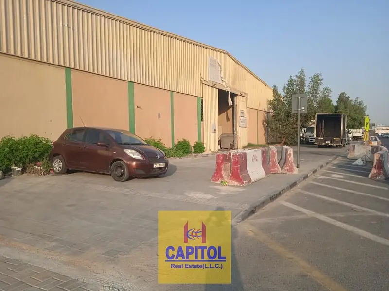 760 SQ FT MEZZANINE FLOOR STORAGE WAREHOUSE AVAILABLE FOR RENT VERY AFFORDABLE PRICE