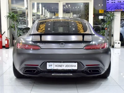 2016 Mercedes-Benz AMG GT S 4.0-liter Twin-Turbocharged V8 Engine Grey Black Sports Car
