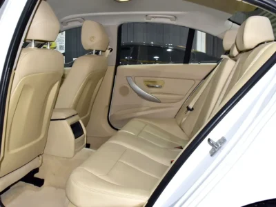 2016 BMW 3-Series 318i 1.5-liter Turbocharged 3-cylinder Engine White Beige Sedan GCC