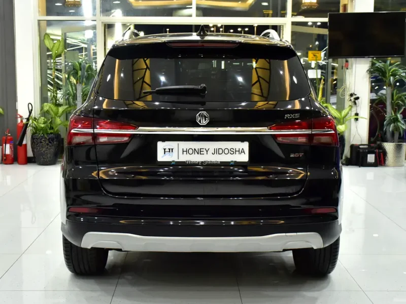 2021 MG RX5 Luxury 1.5-litre Turbocharged 4-cylinder Petrol Engine Black Beige SUV GCC Specs
