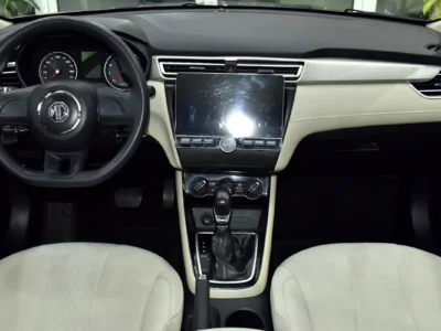 2022 MG MG5 Comfort 1.5L Naturally Aspirated 4-Cylinder Engine Silver Beige Sedan GCC Specs