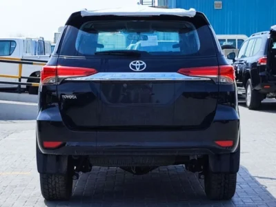 2026 Toyota Fortuner 2.4 Litres V4 Diesel Engine Black Grey SUV GCC Specs