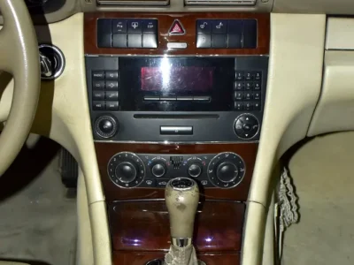 2007 Mercedes-Benz C-Class C180 Kompressor 1.8L Supercharged 4-Cylinder Petrol Black Beige Sedan