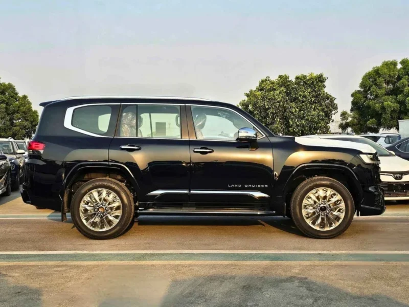 2026 Toyota Land Cruiser VXR 3.3 Litres V6 TWIN TURBO Diesel Engine Black Red SUV GCC