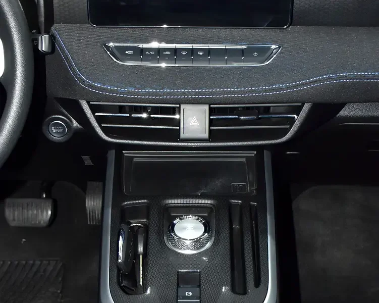 2024 Haval Jolion Plus 1.5L Turbocharged 4 Cylinders Petrol Engine White Black Crossover GCC
