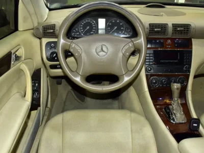 2007 Mercedes-Benz C-Class C180 Kompressor 1.8L Supercharged 4-Cylinder Petrol Black Beige Sedan