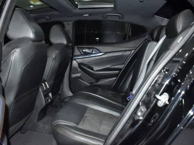 2020 Nissan Maxima SR 3.5-liter V6 Petrol Engine Black Sedan American Specs