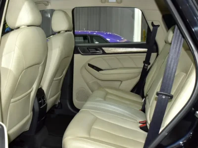 2021 MG RX5 Luxury 1.5-litre Turbocharged 4-cylinder Petrol Engine Black Beige SUV GCC Specs