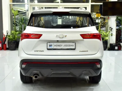 2023 Chevrolet Captiva Premier 1.5L turbocharged 4-Cylinder Engine White Black SUV GCC Specs