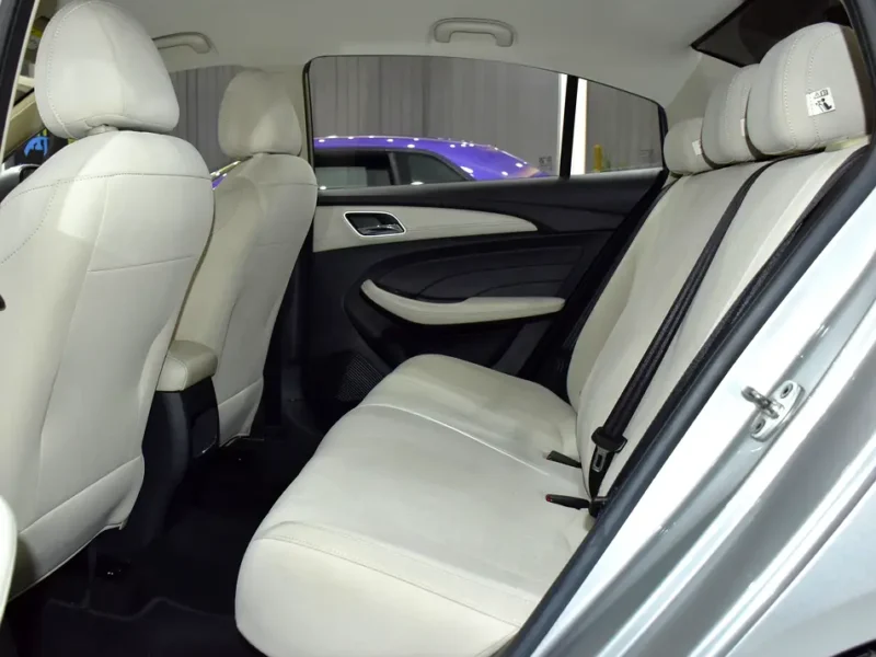 2022 MG MG5 Comfort 1.5L Naturally Aspirated 4-Cylinder Engine Silver Beige Sedan GCC Specs
