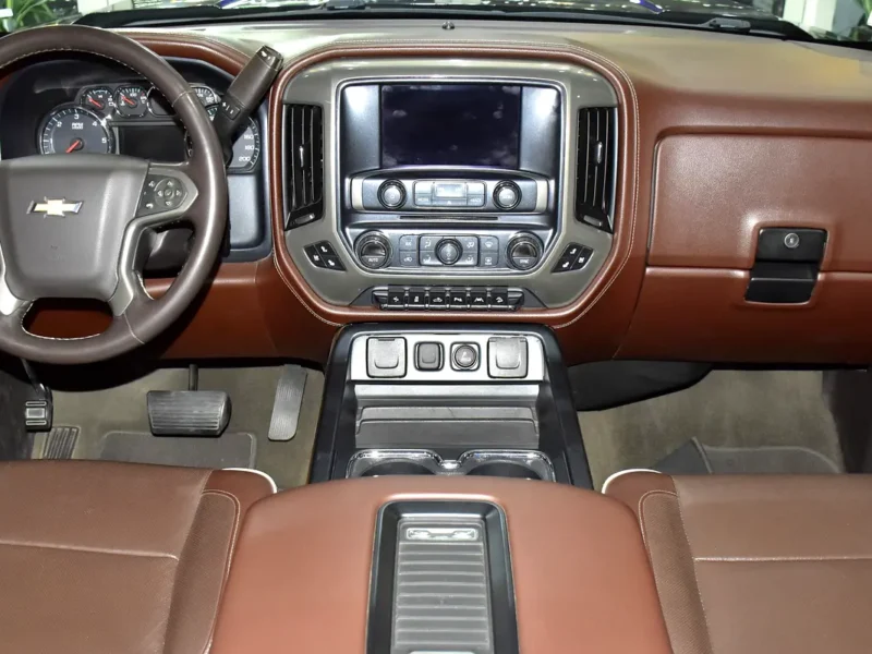 2017 Chevrolet Silverado 1500 High Country 5.3L EcoTec3 V8 Engine Black Brown Pickup Truck