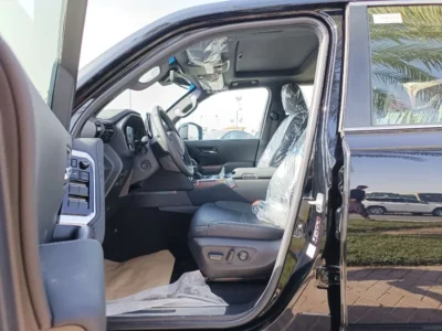 2022 Toyota Land Cruiser VX 3.3 Litres V6 Diesel Engine Black SUV GCC Specs Automatic