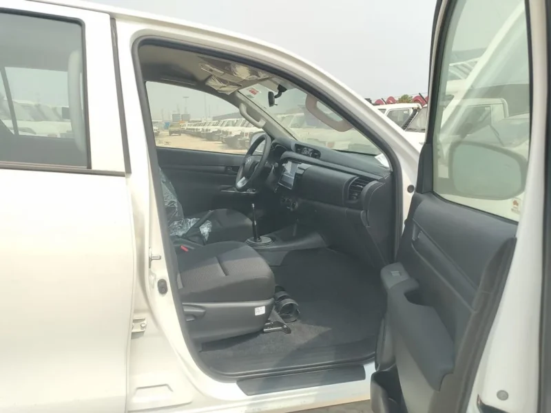 2026 Toyota Hilux NARROW BODY BASIC 2.4L 4 Cylinder DIESEL Engine M/T White Grey Pickup Truck