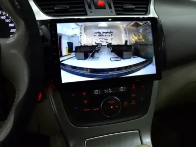 2016 Nissan Tiida SL Plus 1.8-liter 4-cylinder Petrol Engine White Beige Hatchback GCC Specs