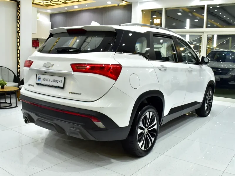 2023 Chevrolet Captiva Premier 1.5L turbocharged 4-Cylinder Engine White Black SUV GCC Specs