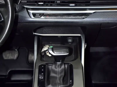 2024 Geely Emgrand GS 1.5-liter Naturally Aspirated 4-cylinder Engine Gold Beige Sedan GCC