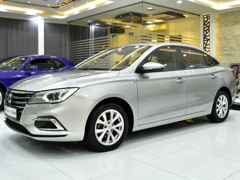 2022 MG MG5 Comfort 1.5L Naturally Aspirated 4-Cylinder Engine Silver Beige Sedan GCC Specs