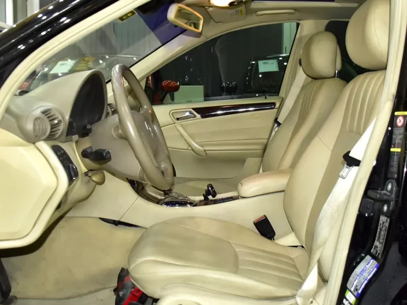 2007 Mercedes-Benz C-Class C180 Kompressor 1.8L Supercharged 4-Cylinder Petrol Black Beige Sedan