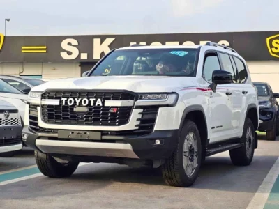 2025 Toyota Land Cruiser GR SPORT 3.5 Litres PETROL V6 Engine White Red SUV GCC