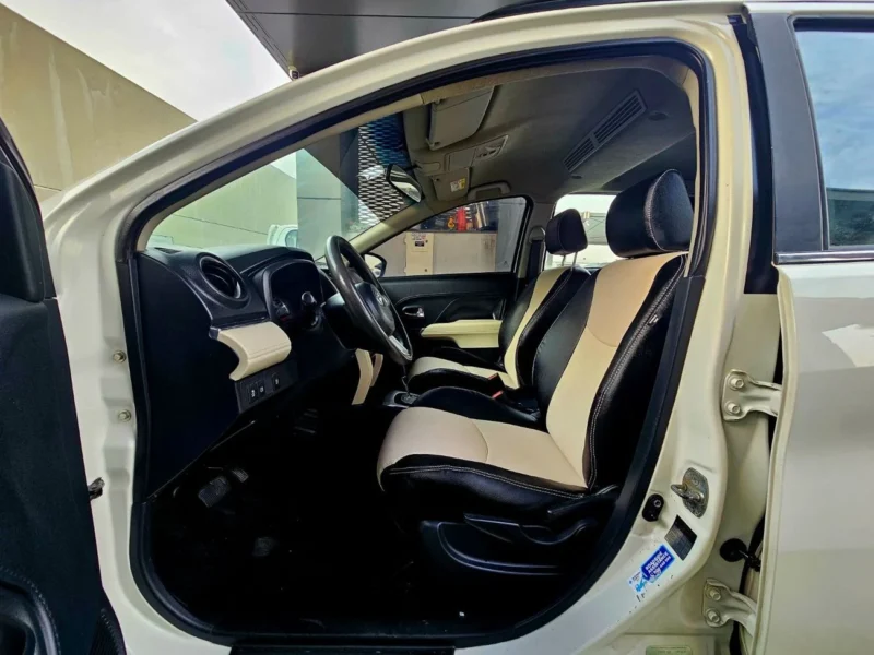 2022 Toyota Rush EX 1.5 Litres 4 Cylinders Petrol Engine White Beige SUV GCC Specs
