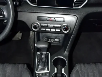 2017 Kia Sportage EX 2.4-liter 4-cylinder Petrol Engine Grey Black SUV GCC Specs