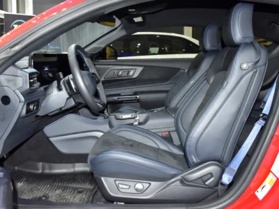 2025 Ford Mustang Dark Horse 5.0-liter Coyote V8 Petrol Engine Red Black Coupe GCC Specs