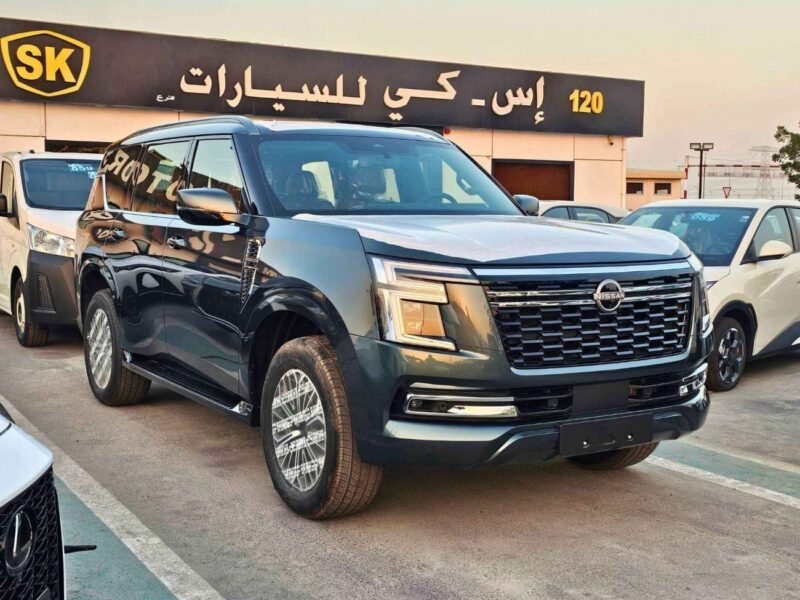 2026 Nissan Patrol SE PLATINUM 3.8-liter V6 Petrol Engine Green Red SUV GCC Specs