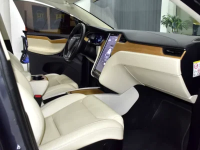 2019 Tesla Model X 100D Electric Vehicle Grey Beige SUV GCC Specs Automatic