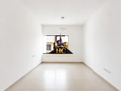 Bright & Spacious Studio Apartment in Al Bada Satwa Same Lulu Hyper market Building