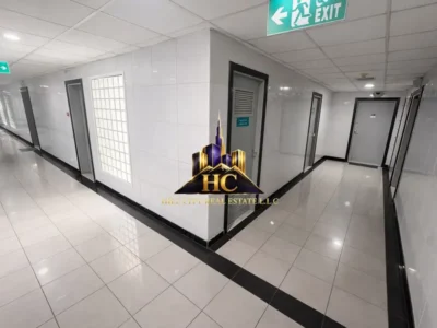 Spacious Studio in Mankhool | Balcony | Closed Kitchen | Pool & Gym | Family Building