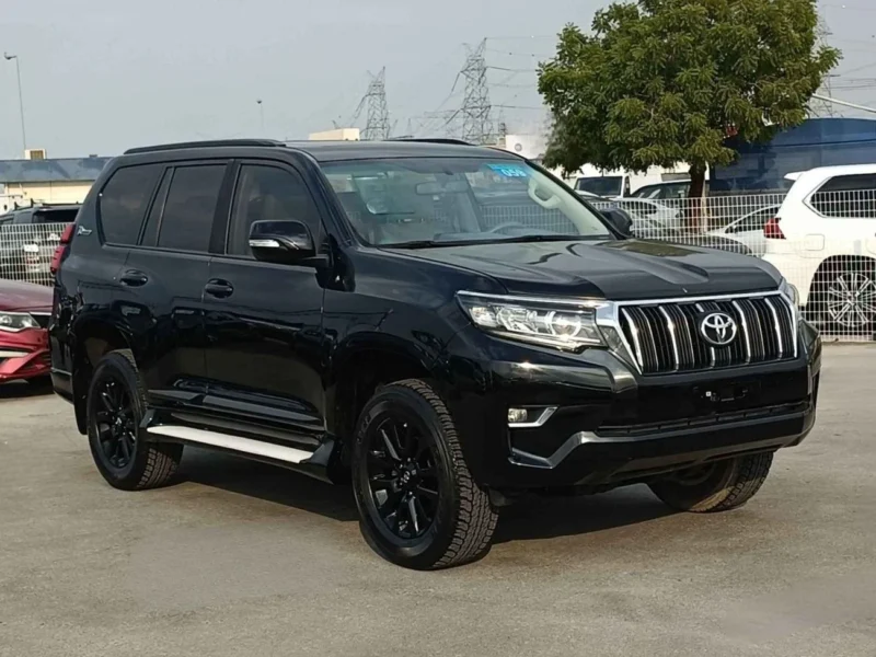 2021 Toyota Prado VXR 4.0 Litres V6 Petrol Engine Black Beige SUV GCC Specs Automatic
