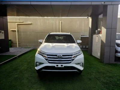 2022 Toyota Rush EX 1.5 Litres 4 Cylinders Petrol Engine White Beige SUV GCC Specs
