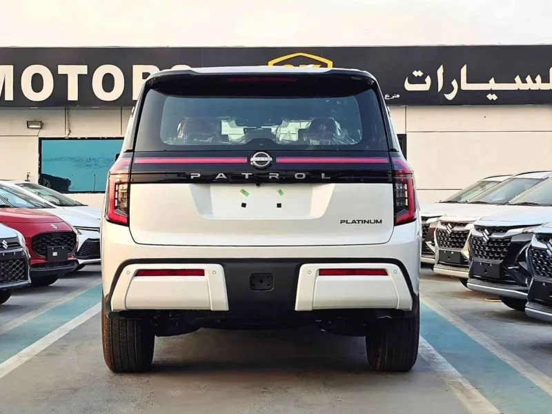 2026 Nissan Patrol SE PLATINUM 3.8-liter V6 Petrol Engine White Red SUV GCC Specs