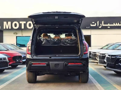 2026 Nissan Patrol SE PLATINUM 3.8-liter V6 Petrol Engine Black Brown SUV GCC Specs