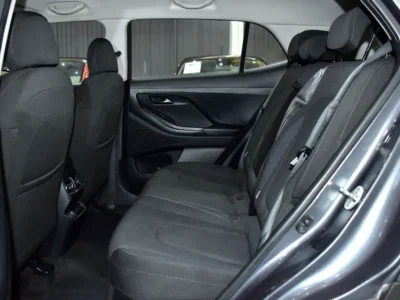 2024 Hyundai Creta Comfort 1.5-litre 4-Cylinder Petrol Engine Grey Black Crossover GCC Specs