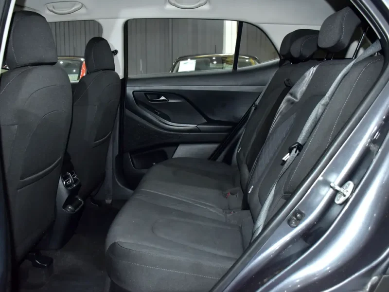 2024 Hyundai Creta Comfort 1.5-litre 4-Cylinder Petrol Engine Grey Black Crossover GCC Specs