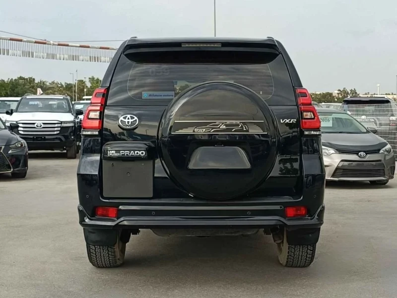 2021 Toyota Prado VXR 4.0 Litres V6 Petrol Engine Black Beige SUV GCC Specs Automatic