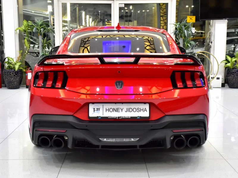 2025 Ford Mustang Dark Horse 5.0-liter Coyote V8 Petrol Engine Red Black Coupe GCC Specs