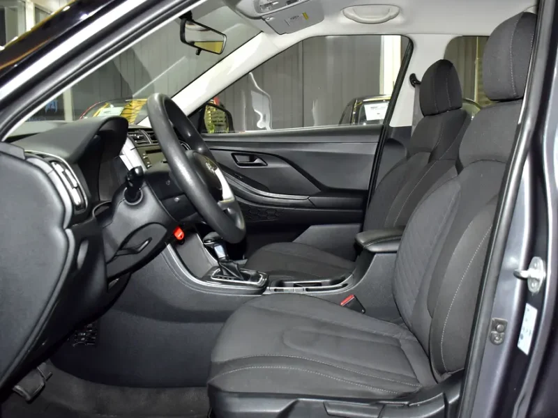 2024 Hyundai Creta Comfort 1.5-litre 4-Cylinder Petrol Engine Grey Black Crossover GCC Specs
