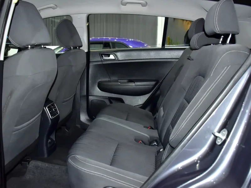 2017 Kia Sportage EX 2.4-liter 4-cylinder Petrol Engine Grey Black SUV GCC Specs