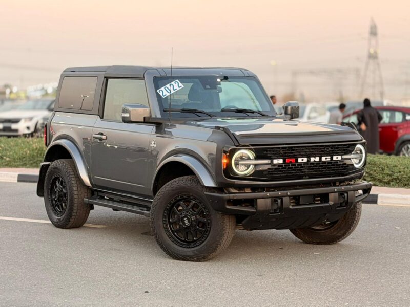 2022 Ford Bronco Wildtrak 2.3L EcoBoost Turbocharged 4-cylinder Petrol Engine Grey SUV 4x4
